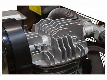 Компрессор HDC HD-A203 ременной (900 л/мин, 10 атм, ременной, масляный, ресив. 200 л, 380 В, 6.50 кВт) (HDC Equipment) Компрессор HDC HD-A203 ременной (900 л/мин, 10 атм, ременной, масляный, ресив. 200 л, 380 В, 6.50 кВт) (HDC Equipment)