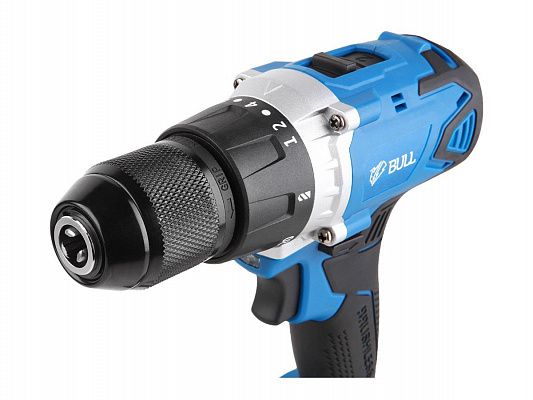Аккум. дрель-шуруповерт BULL SR 1802 в чем. XLTpro БЕСЩЕТ., 18 В, 80 Н*м, 2*4 А*ч, БЗП 13 мм (шурупы до 10 мм)